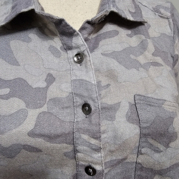 TorridRelaxed Fit Brushed Rayon Button-Up Shirt - Picture 7 of 9